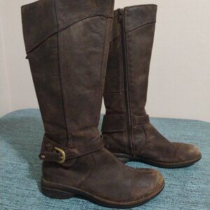 Women's Tall leather MERRELL Zip-up boots-size 8.5